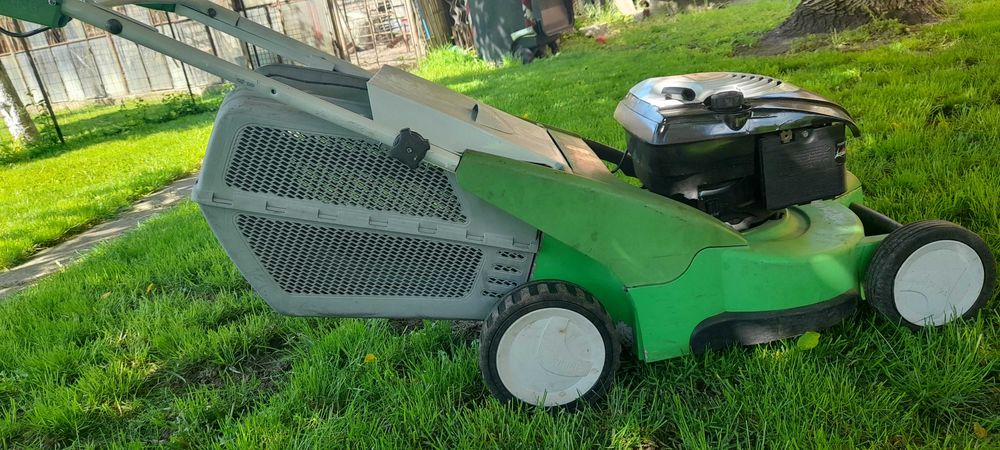Masina de tuns iarba Viking cu autopropulsie si carcasă aluminiu