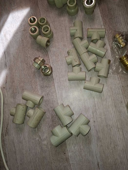 Фитинги, краны шаровые.