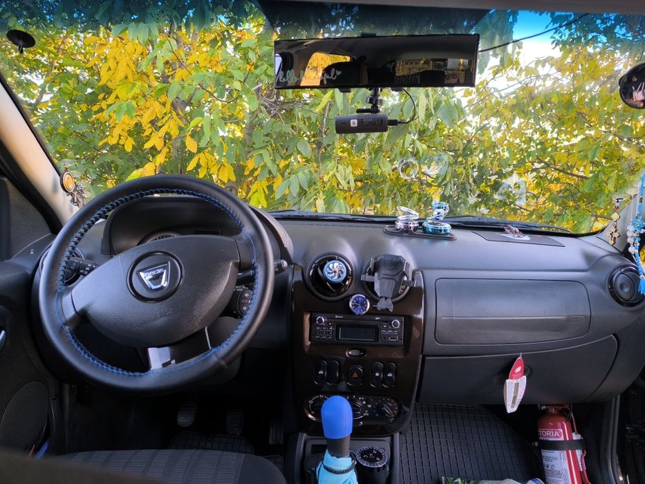 D a c i a    D u s t e r