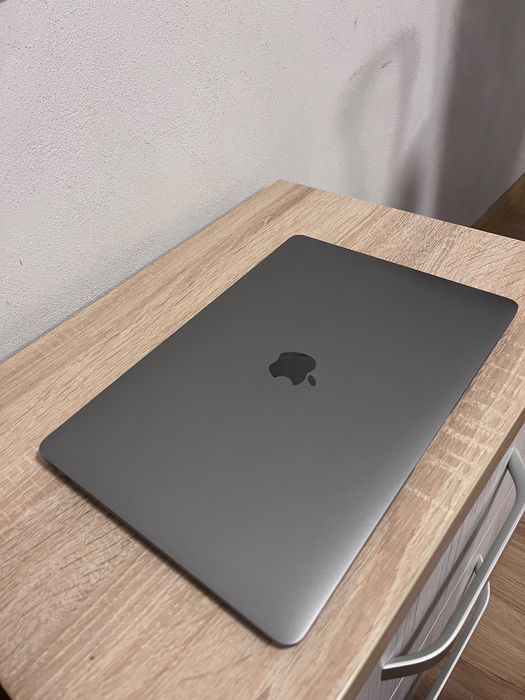 MacBook 2020 m1 256 GB Space Gray