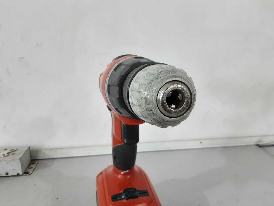 Винтоверт - Black & Decker 18V