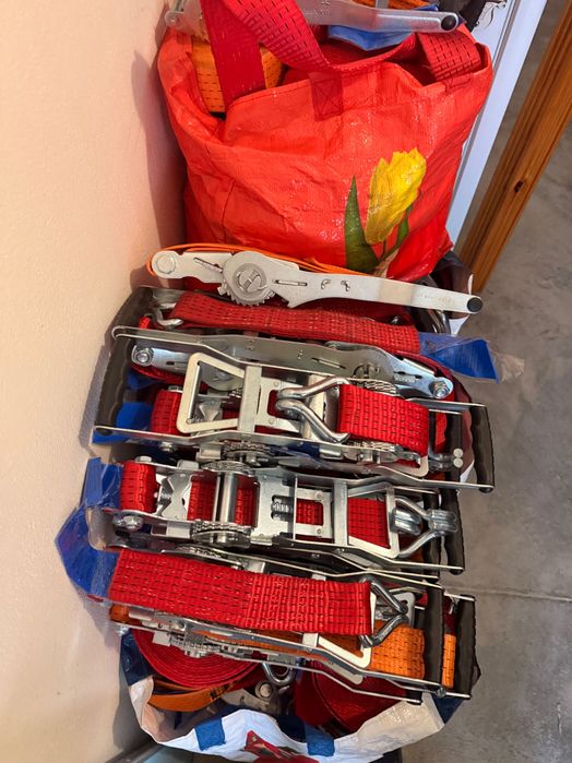 Продавам транспортни колани с тресчотка