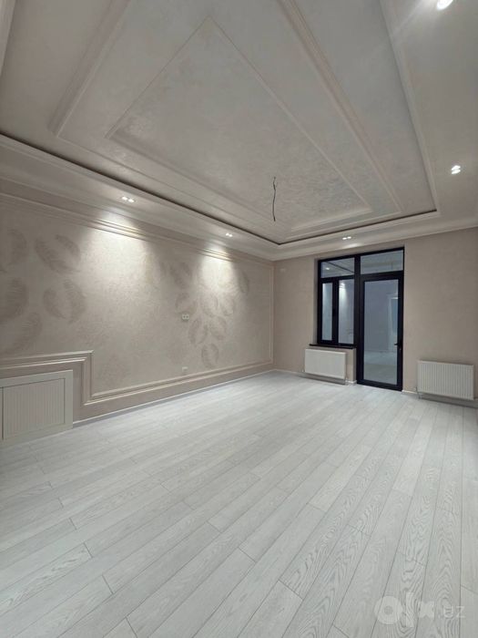 Циолковского | 400 м² | 3,2 сотки | бассейн