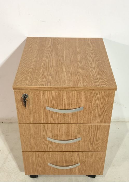 147 Buc. Rollbox cu 3 Sertare; Mic Dulap Birou pe Roți; Noptieră