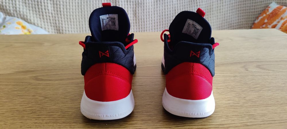 Nike PG3 Univercity red баскетболни маратонки