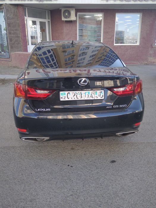 Продам срочно лексус.