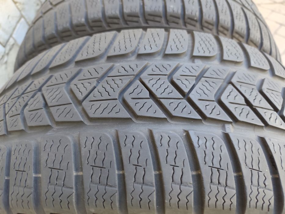 Зимни гуми PIRELLI 225/40/19 Sotto zero 3