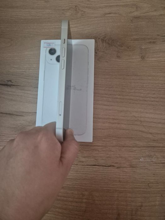 iPhone 13 сатылады