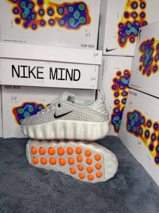 Nike mind 002 noi