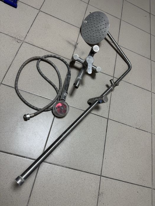 Смеситель для ванной