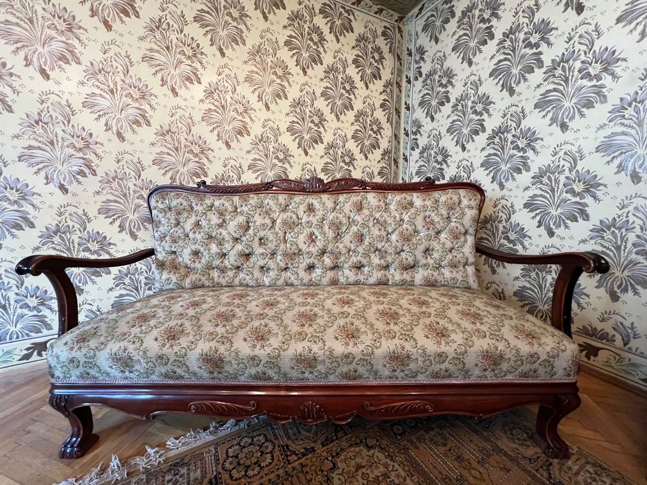 Set mobilier de arta, sculptat - lemn fag / nuc_Craiova