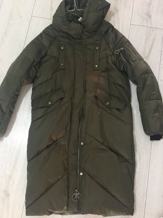 Пуховик в отличном состоянии