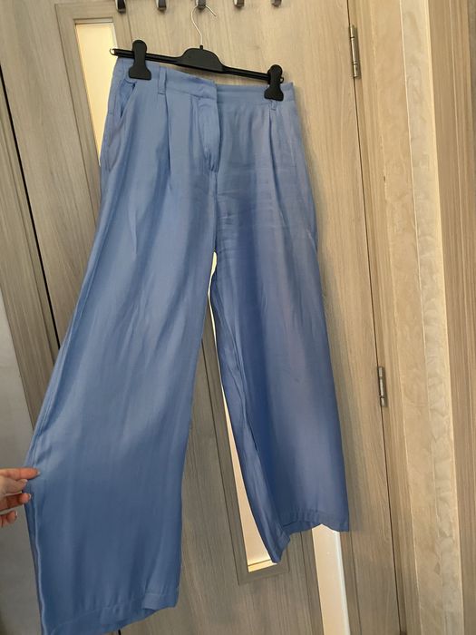 Дамски панталон с широк крачол М