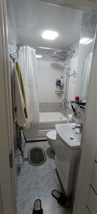 Ibn sino 1, 21-14. 8 etaj, 3 xona, 94 kv.