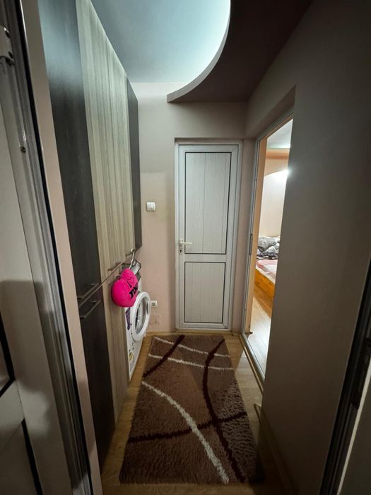 Apartament 2 camere semidecomandat