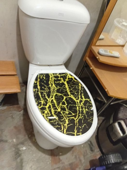 Продам унитаз б/у