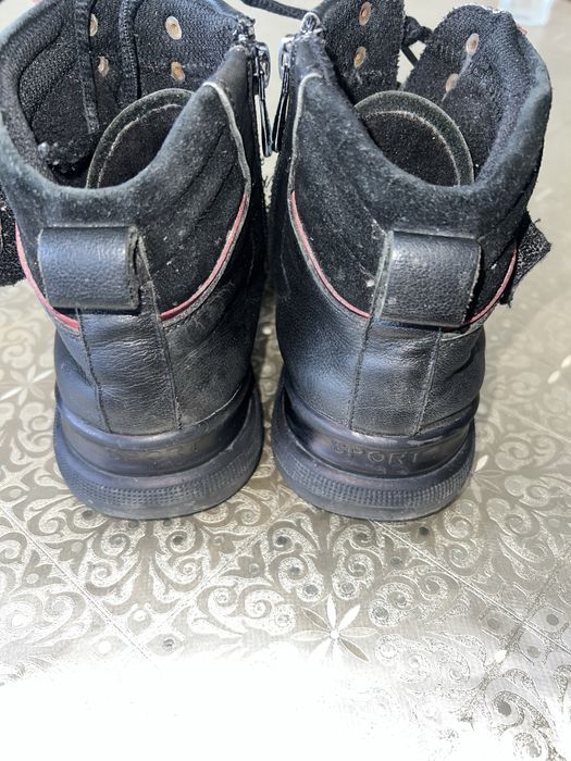 Продам кожаную обувь.