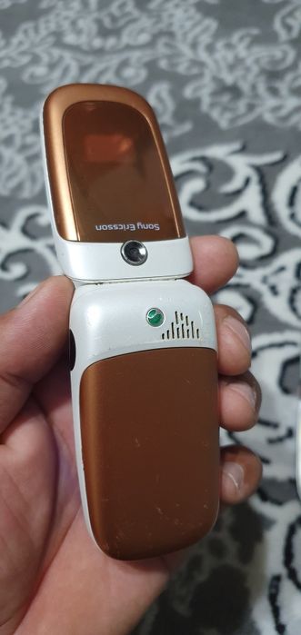 Telefon Soneericsson sotiladi