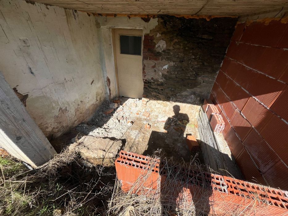 Продавам къща в с. Лозарево – 379 м2