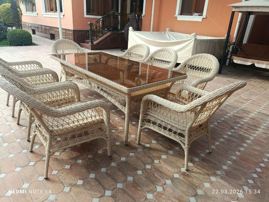 Arzon narxda Ratan stolari stullar