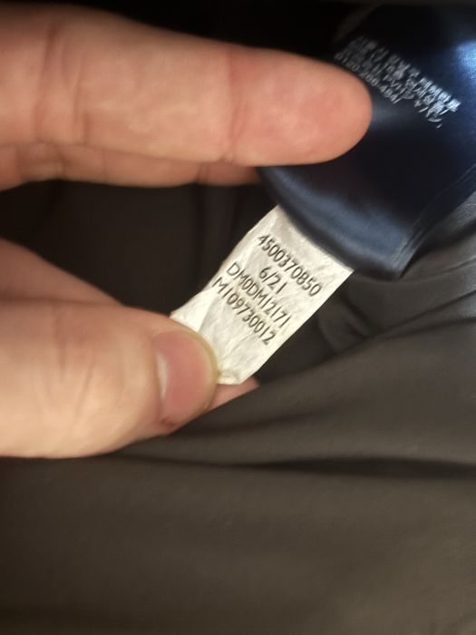 Tommy jeans черно яке с пух S размер