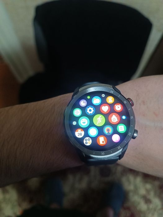 Продам смарт часы oт Xiaomi mi bro a2