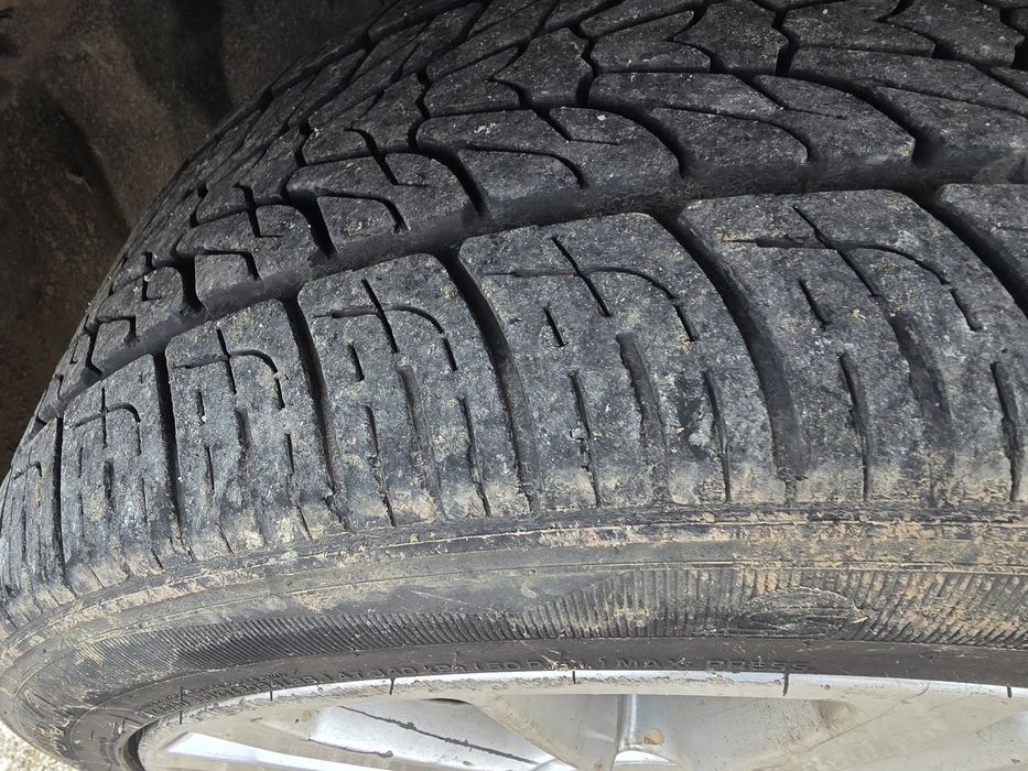 На Части Range Rover Sport 2.7 190кс 130 000км 20 джанти нови гуми