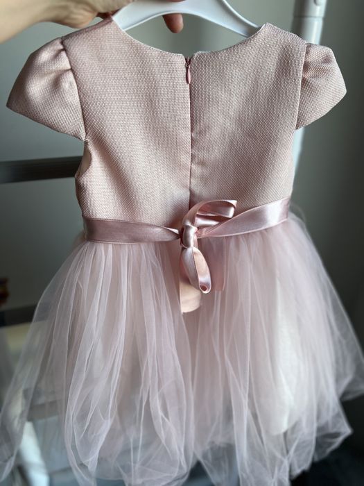 Продам платье детское нарядное