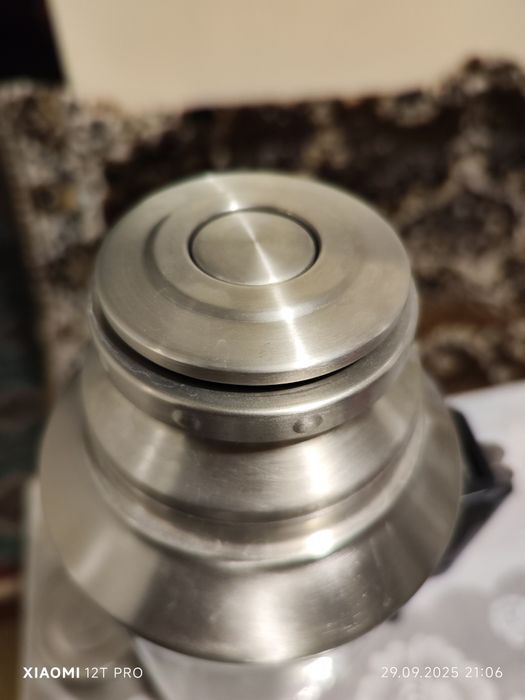 Термос.MRMEI 4.6 литра