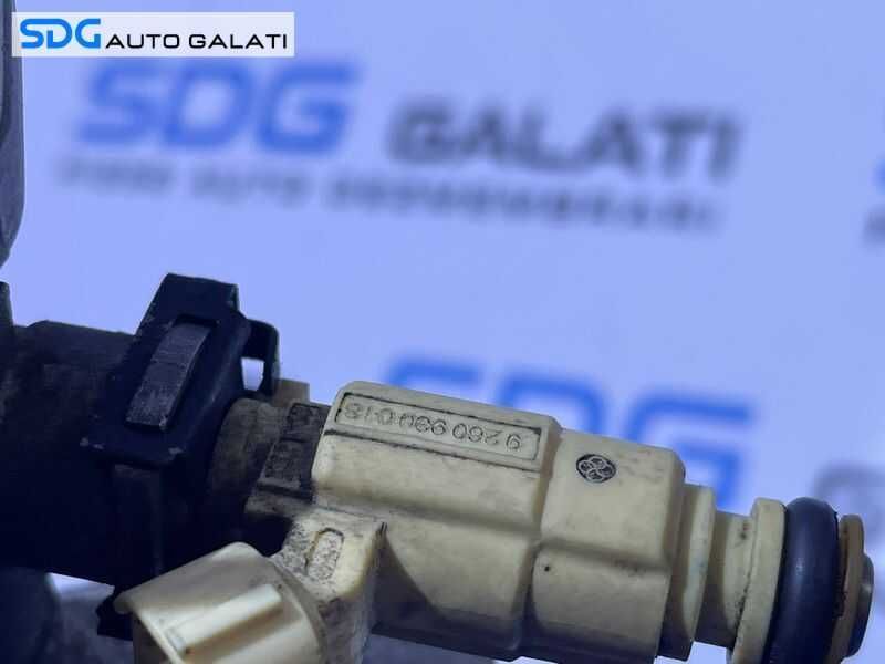 Rampa Presiune cu Injectoare Hyundai Elantra 4 2.0 16V 2006 - 2011 Cod 35301-23700 35301-23600 9260930013