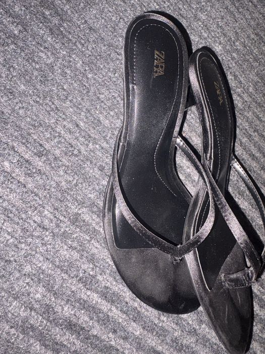 Туфои zara черные