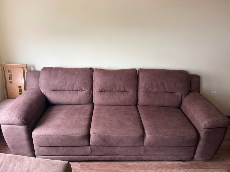 Диван и фотьойл-използвани, цвят-кафяв