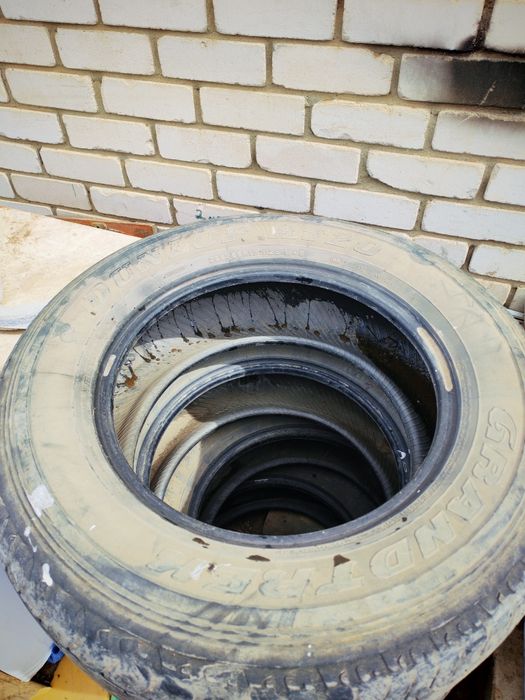 Резина Тойота Прадо. 265х65х17