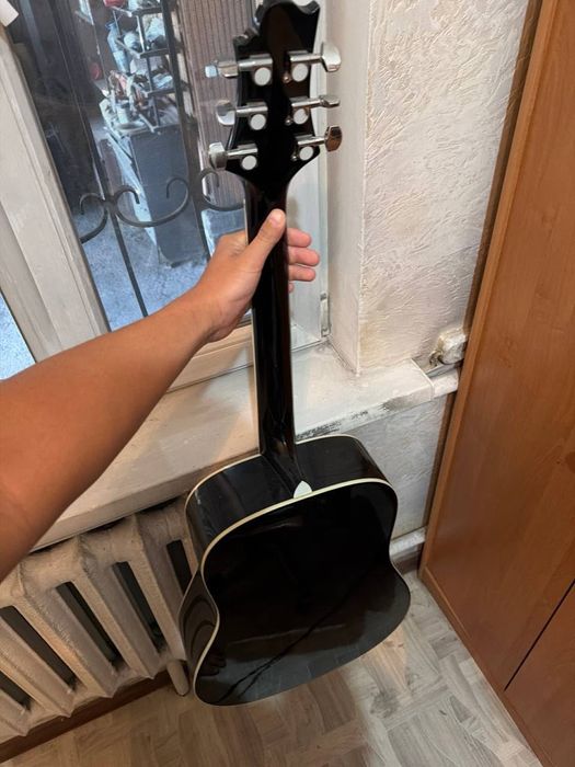 Продам гитару Greg Bennett GD100S BK