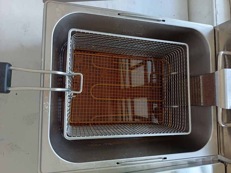 Фритюрница продам за 70 тысяч новый