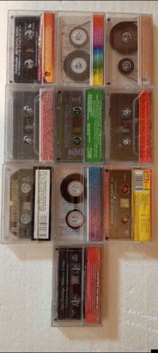 Vand loturi casete audio si cd uri cu manele populara dance