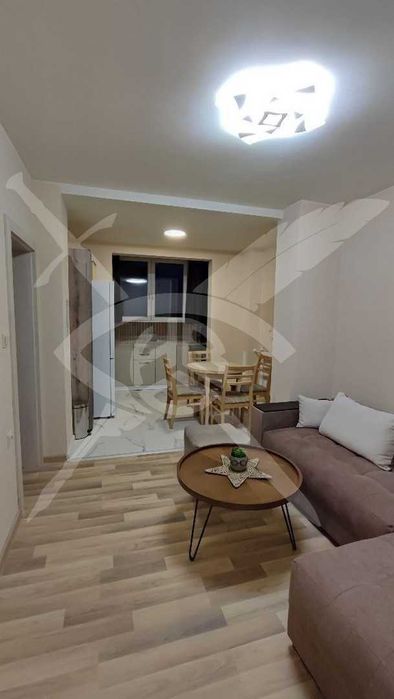 Дава се под наем Четиристаен апартамент в София, Слатина - 84 кв.м за 698.19 € - Снимка #1