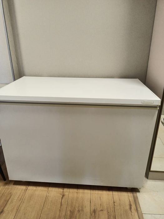 Морозильнюю камеру