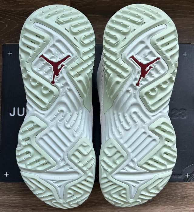 Jordan Delta  ‘Jade Aura’