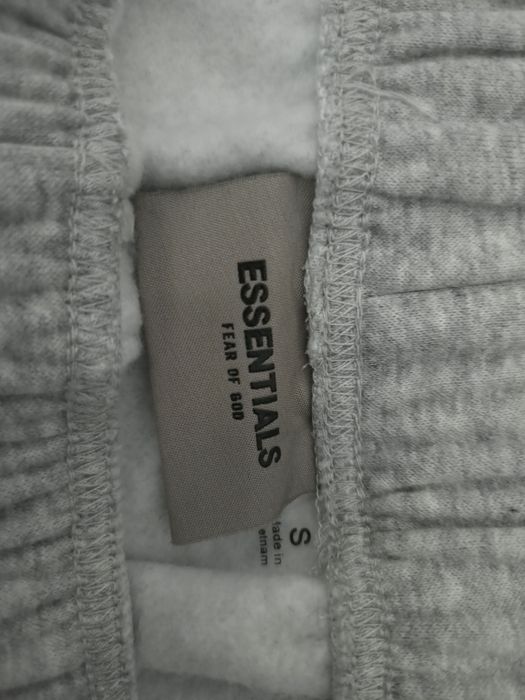 Pantaloni essentials  gri