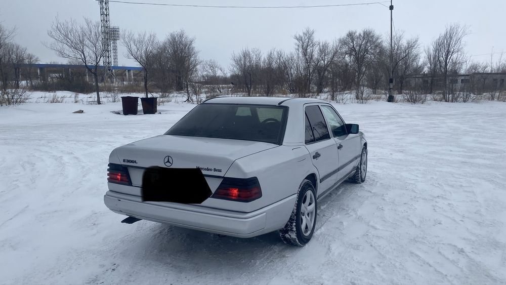 Продам машину.