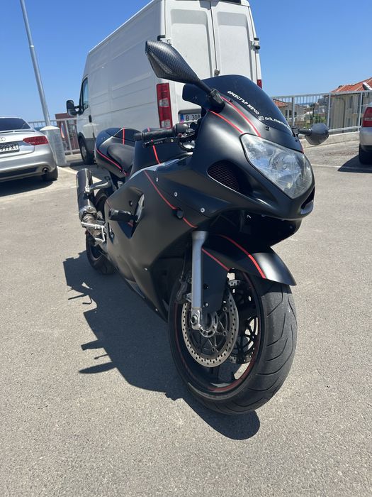 Suzuki GSXR K1 600