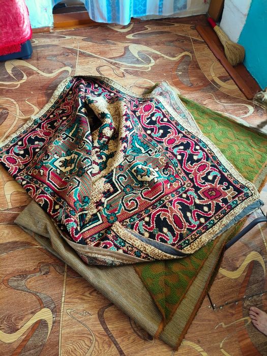 Ковёр и палас продам