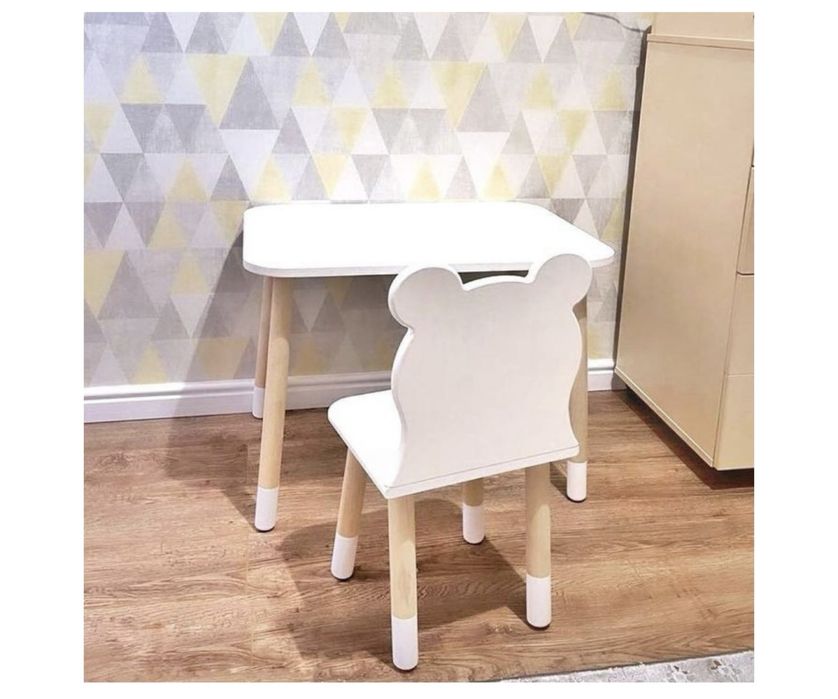 Продам детский стол со стулом