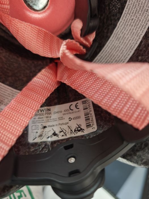 Продам детский шлем btwin