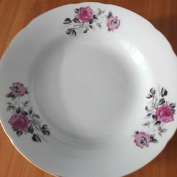 Тарелки глубокие