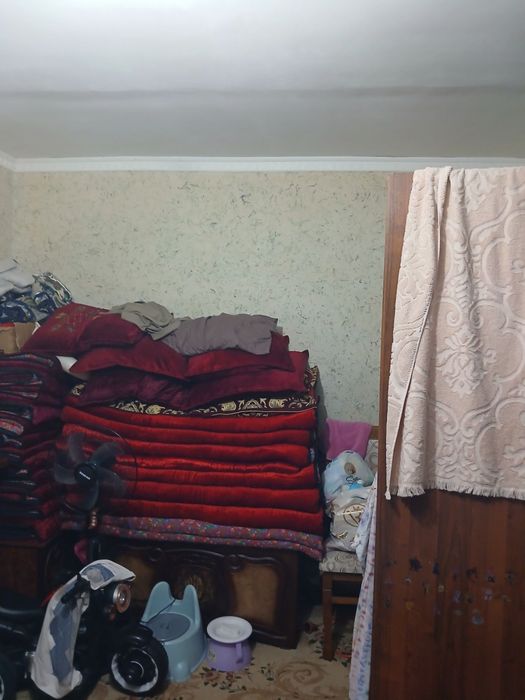 Toshkent viloyati Olmaliq shaxar Gorgaz dahasida kvartira sotiladi