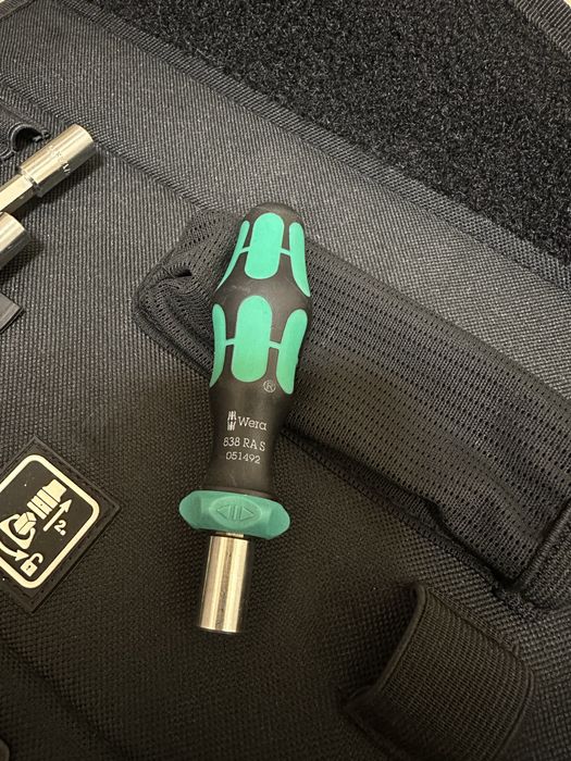 Продавам частичен комплект Wera