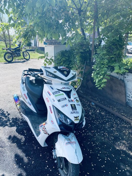 Мопед м8 про в хорошем состояний