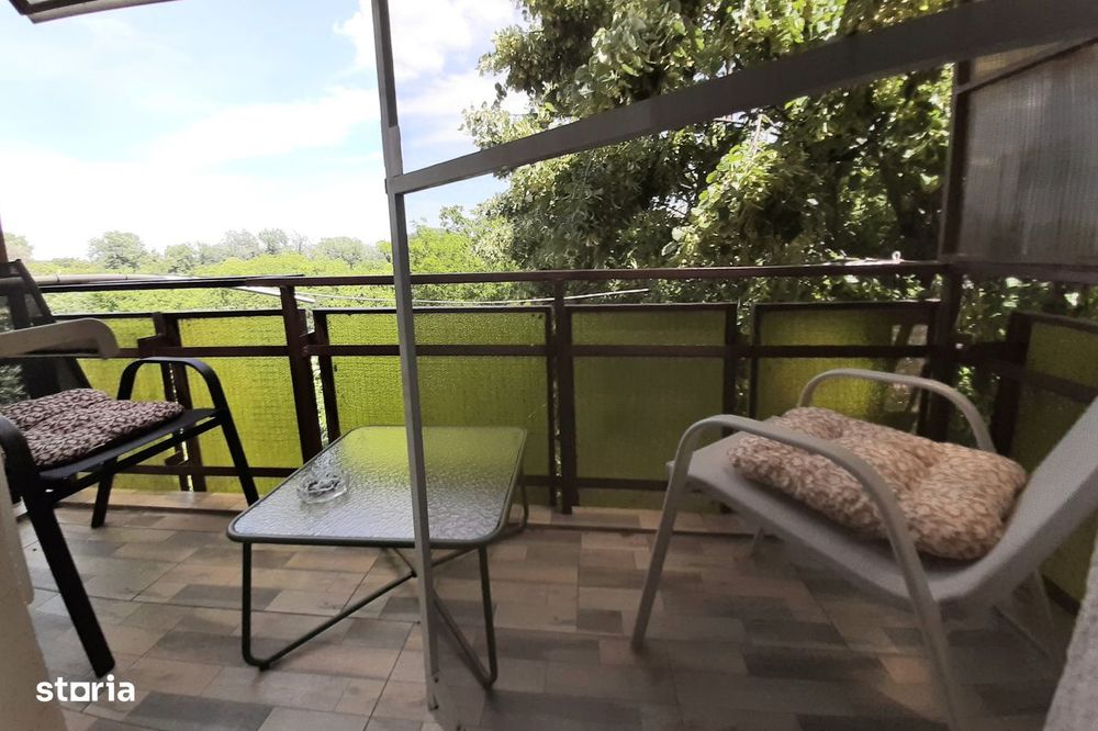 Vand apartament 3 camere, decomandate, Micro 17, Satu Mare